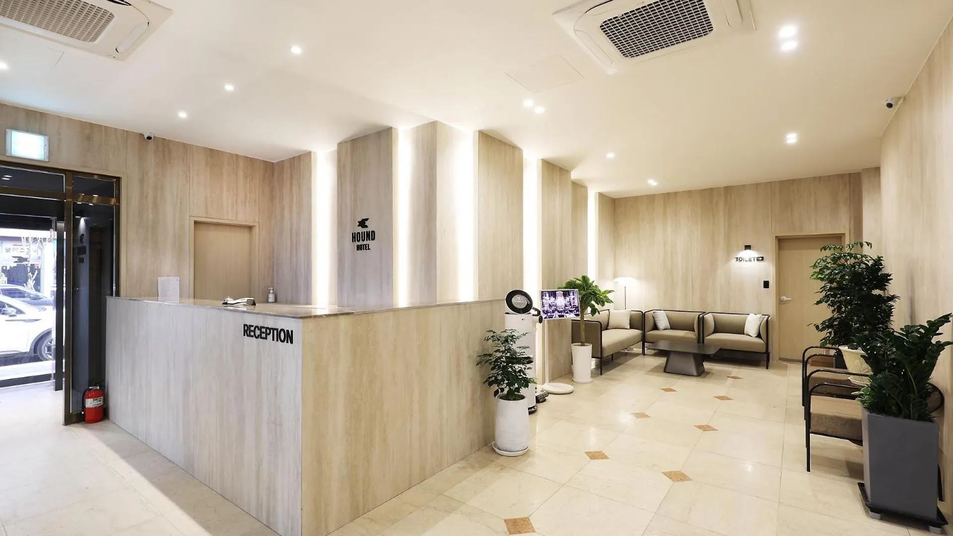 Hound Hotel Incheon Airport