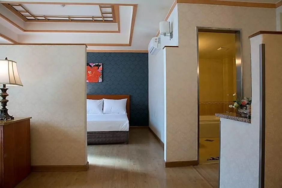 Hound Hotel Incheon Airport