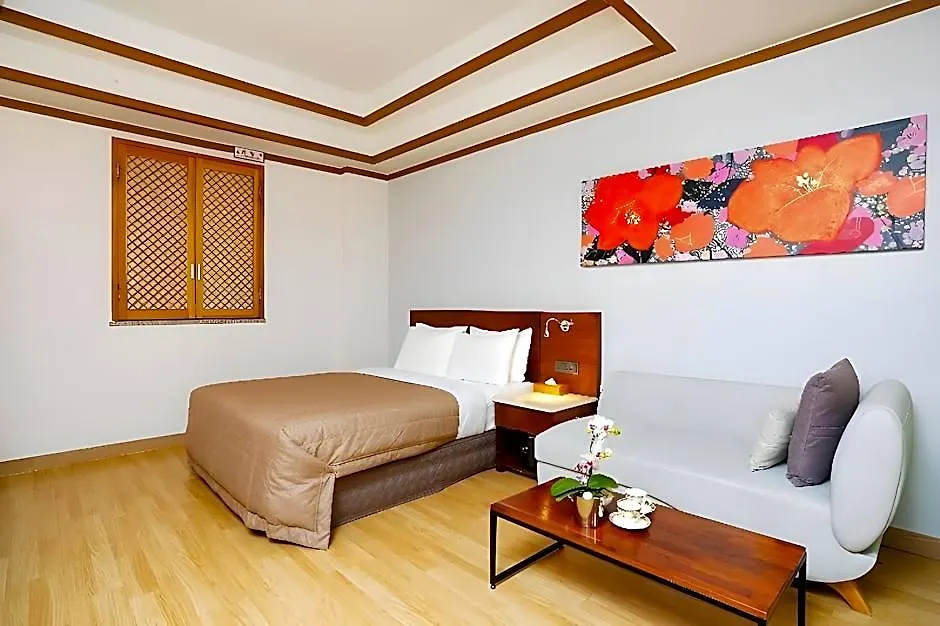 Hound Hotel Incheon Airport