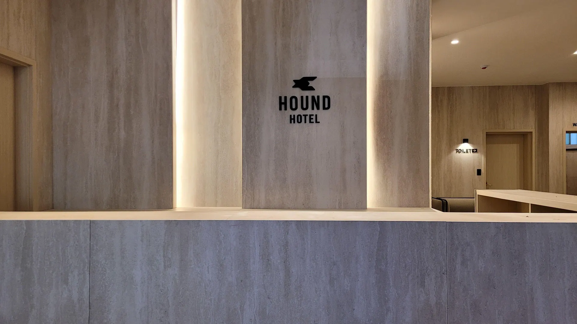 Hound Hotel Incheon Airport 3*,  South Korea