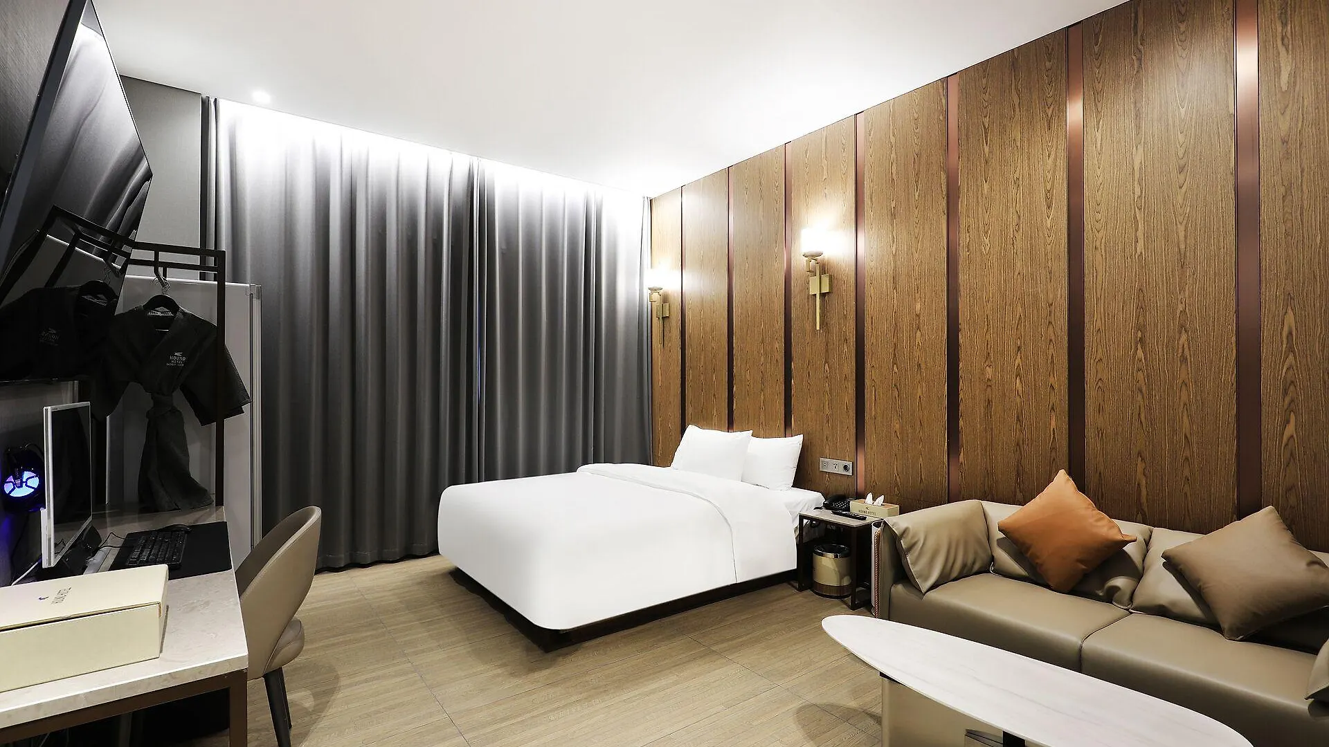 Hound Hotel Incheon Airport South Korea