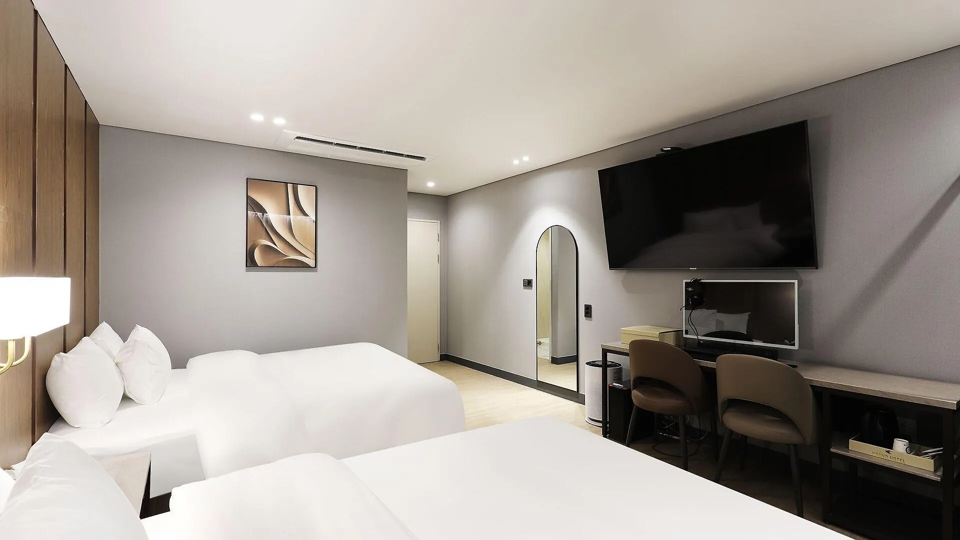 Hound Hotel Incheon Airport