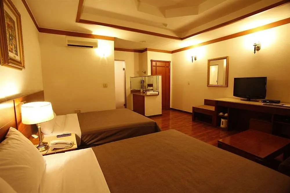 Hound Hotel Incheon Airport