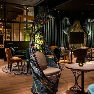 Hotel One Hauptbahnhof Munich