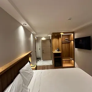 https://kaya-est.istanbul-turkeyhotels.com