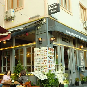 https://madame-roza.istanbul-turkeyhotels.com