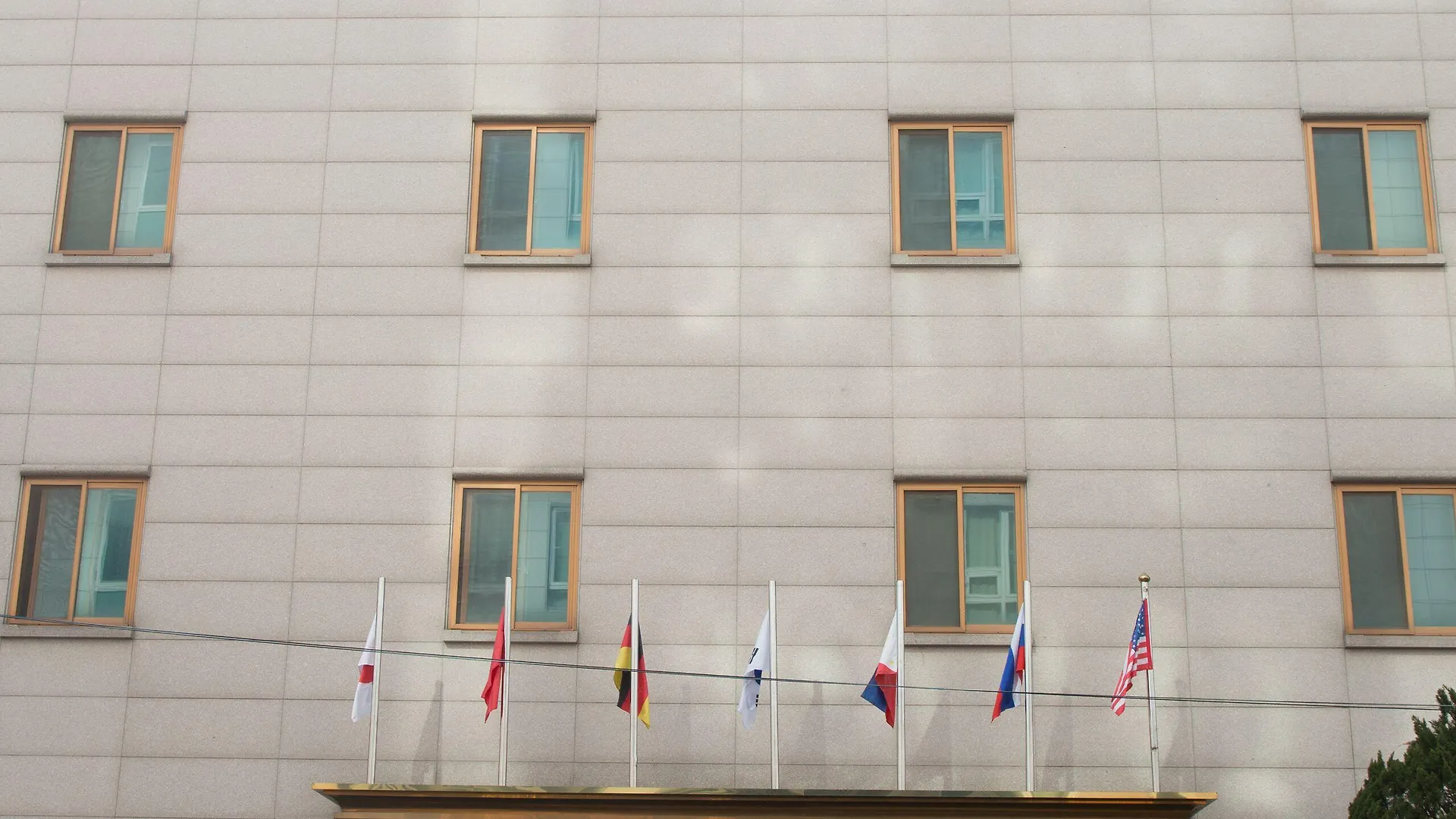 Hound Hotel Incheon Airport 3*,