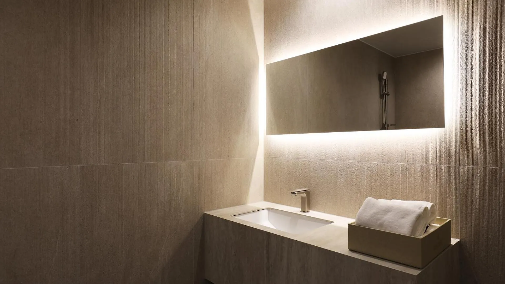 Hound Hotel Incheon Airport