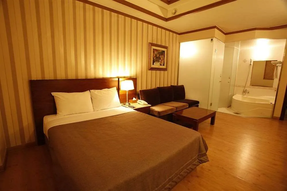 Hound Hotel Incheon Airport